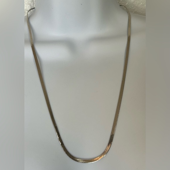 Vintage Italian Silver Necklace - Picture 5 of 10